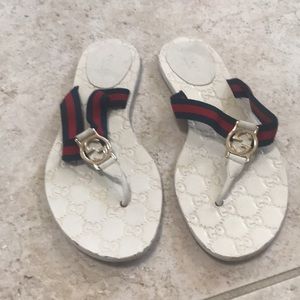 Gucci sandals barely worn 39 1/2